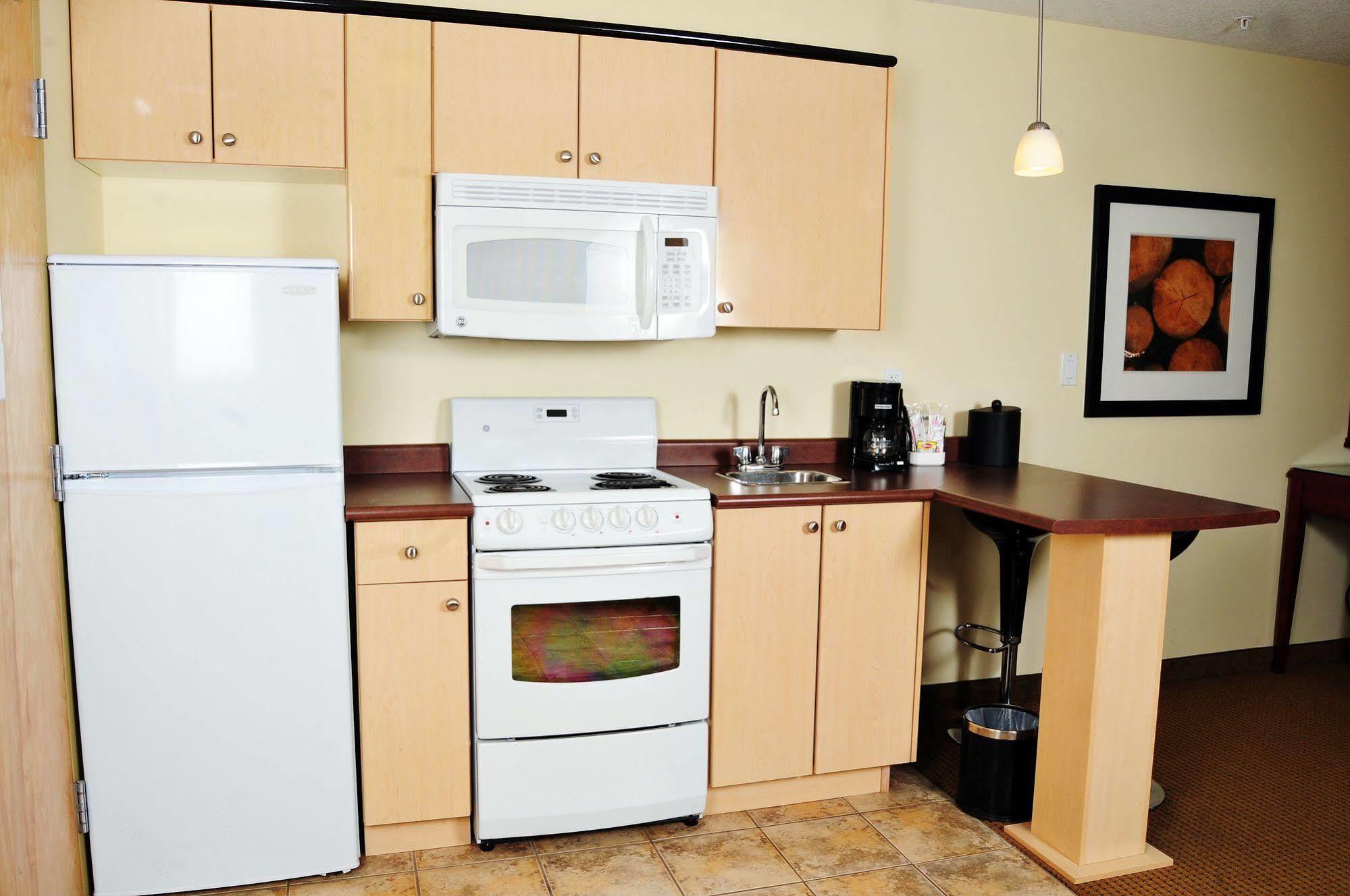 Trend Mountain Hotel & Conference Centre Tumbler Ridge Værelse billede