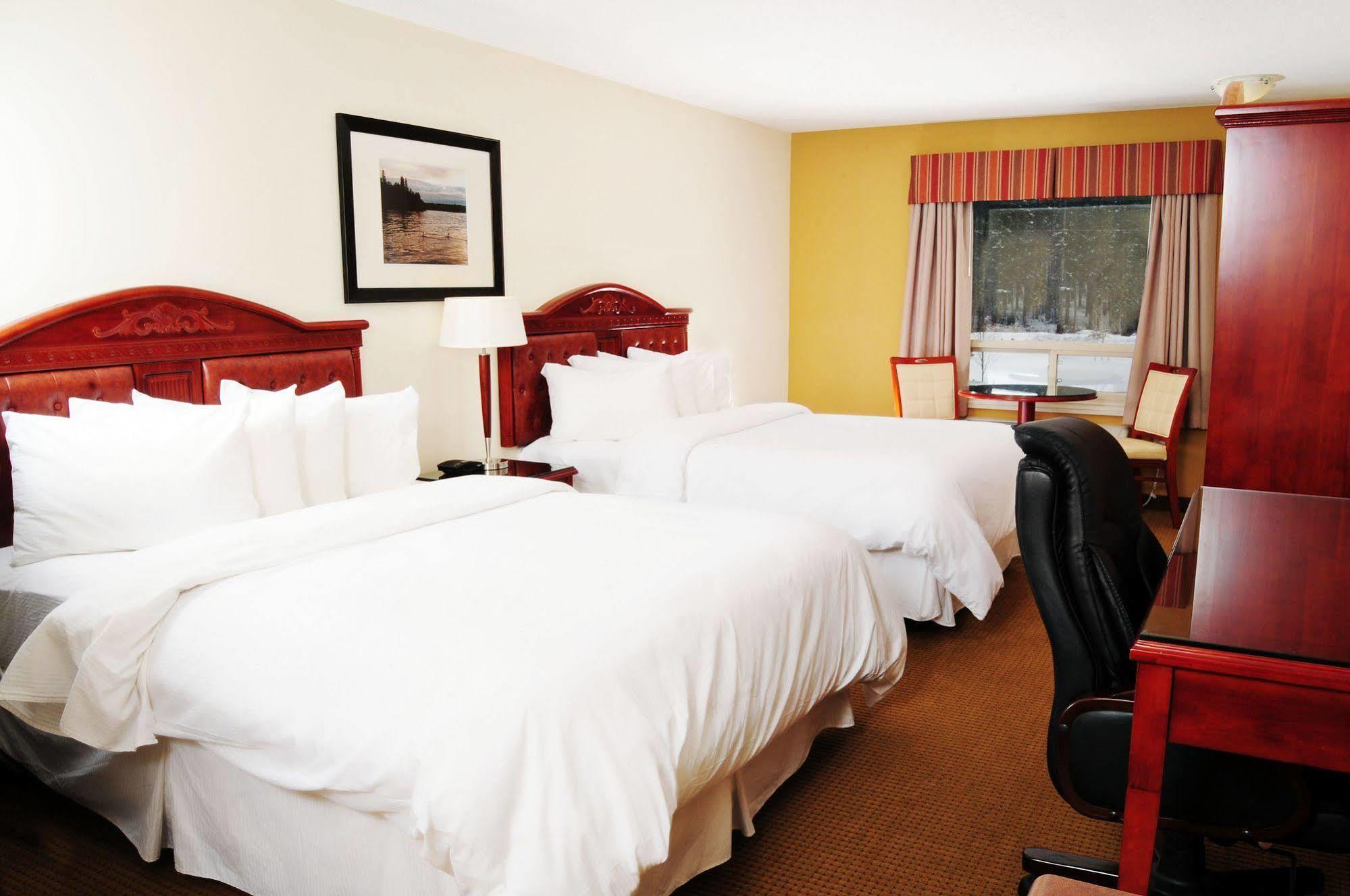 Trend Mountain Hotel & Conference Centre Tumbler Ridge Værelse billede